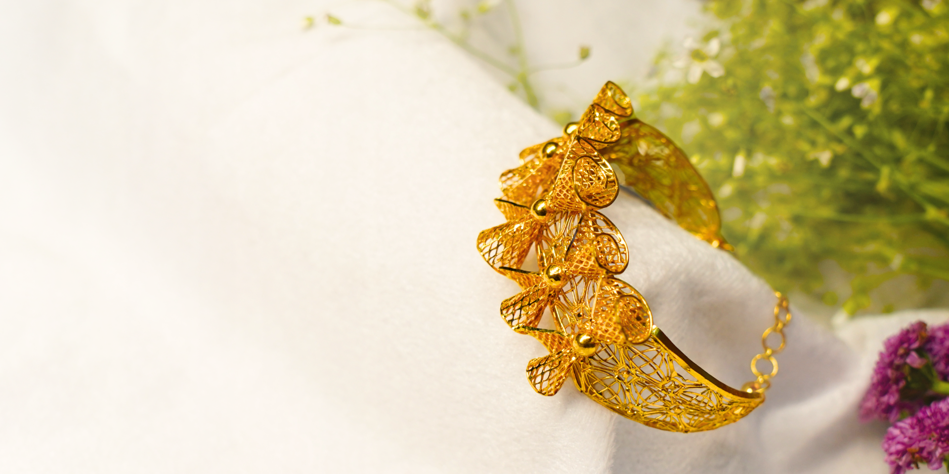 R. Deb & Jewellers